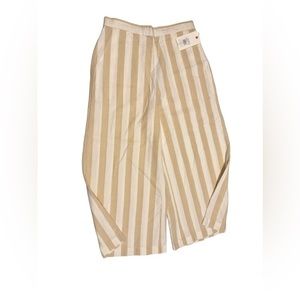 BILLABONG, capris pants , tan white , size large ,28-23